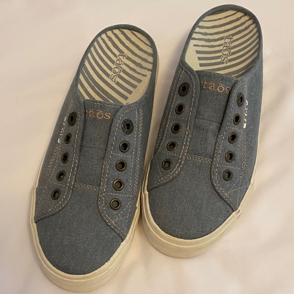 Taos Footwear EZ-Soul Blue Slip-On Sneakers